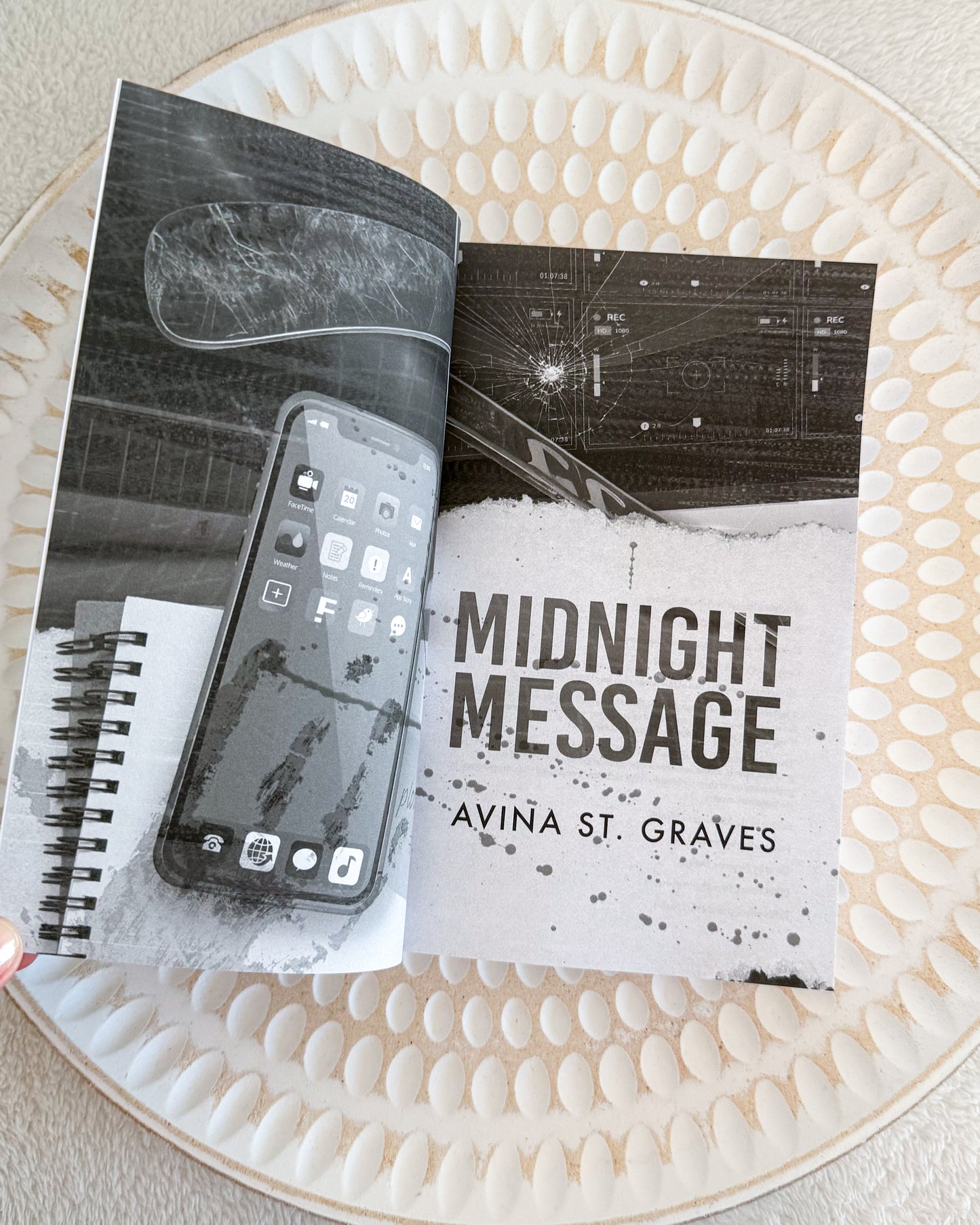 Midnight Message by Avina St Graves